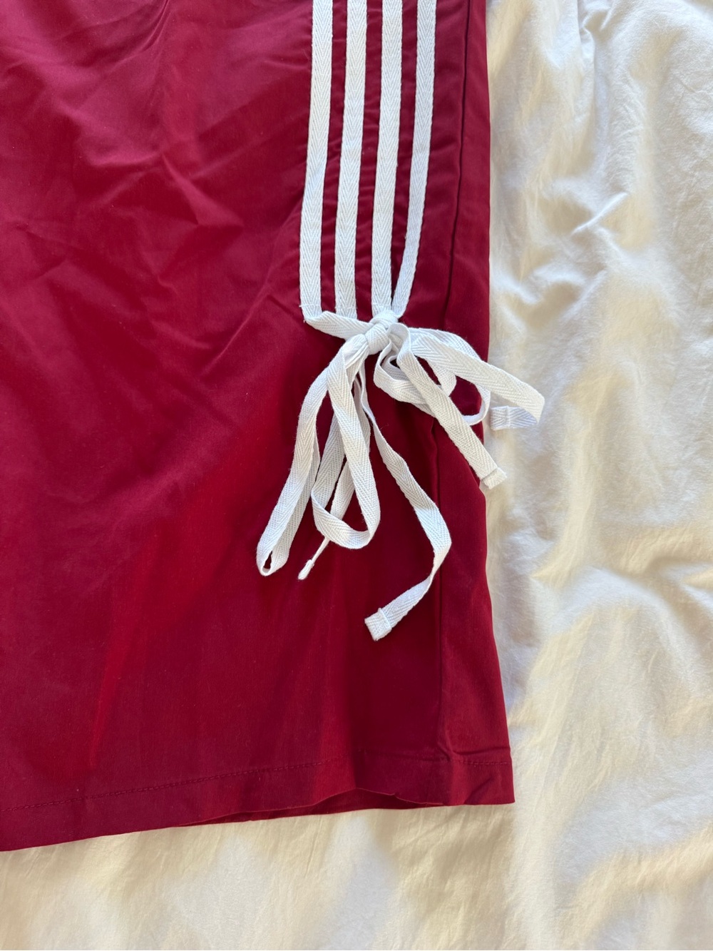 Wide-Leg Burgundy Track Pants with White Side Stripes - Picture 3 of 5